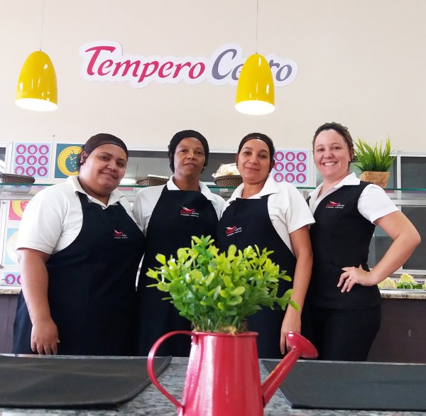 Tempero Certo comemora 9 anos de parceria com Ananda Metais - Tempero Certo  - Refeições Coletivas